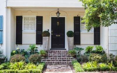 How to Find the Right Replacement Exterior Doors for Your Florida Home